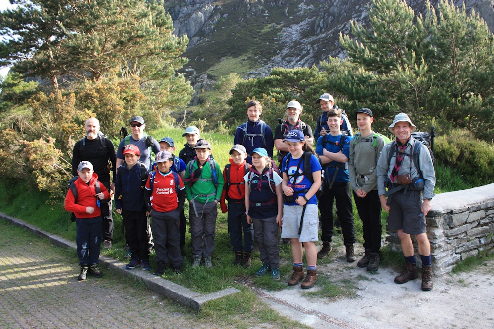 Group photo just before leaving the car park at Ogwen